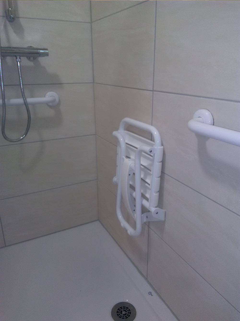 Chaise salle de bain